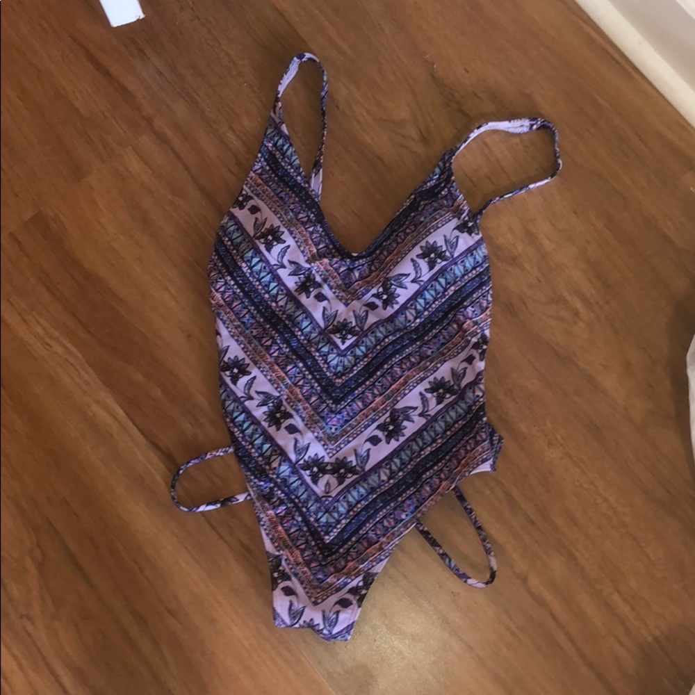 One piece swim